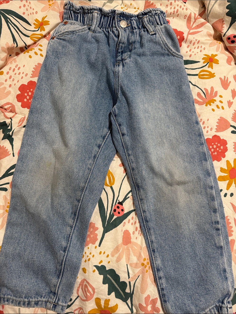 Zara Light Wash Paperbag Waist Denim Jeans - Heart Shaped Pockets